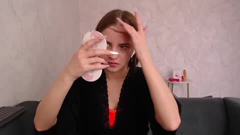 Alina online show from 04-19-26, 07:29