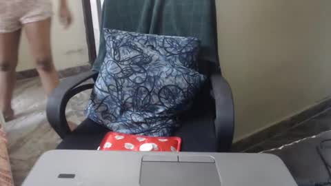 Snapshot of sexy_soniya chatting on 09-22-25, 06:59 Soniya online show from 09-22-25, 06:59