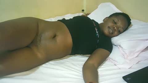 Snapshot of sexy_tiffah33 chatting on 01-21-25, 02:54 Tiffah online show from 01-21-25, 02:54