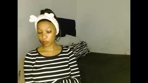 Snapshot of sexyalender02 chatting on 11-15-25, 04:25 sexyalender02 online show from 11-15-25, 04:25