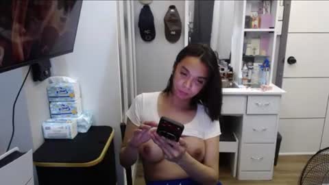 Sexyasianzxx online show from 06-23-26, 10:13