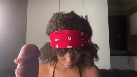 sexyasszeeee online show from 04-15-26, 06:59