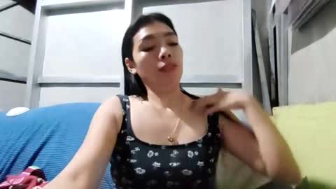 sexyathena29 online show from 04-12-26, 12:21