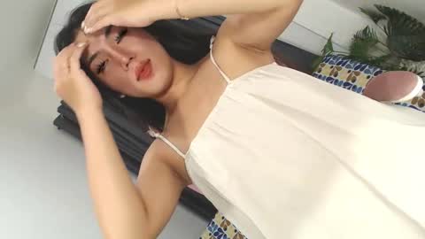 Lexie online show from 11-06-25, 11:11