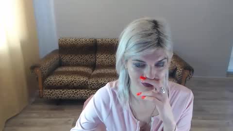 Snapshot of sexybeatriice chatting on 01-12-25, 11:28 sexybeatriice online show from 01-12-25, 11:28