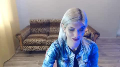 Snapshot of sexybeatriice chatting on 01-19-25, 01:22 sexybeatriice online show from 01-19-25, 01:22