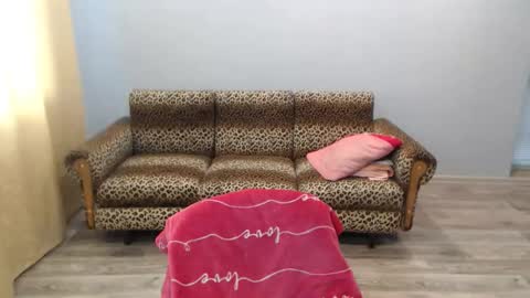 sexybeatriice online show from 12-18-25, 07:36