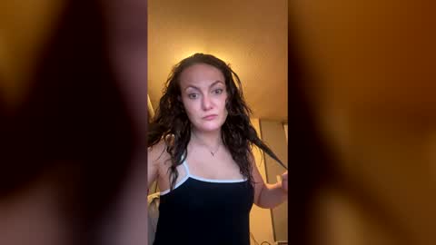 sexybriiiixoxox online show from 05-04-26, 12:50