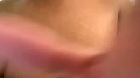 Snapshot of sexybrown05 chatting on 01-02-25, 02:22 Sexybrowngirl online show from 01-02-25, 02:22