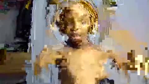 Snapshot of sexybrown14 chatting on 11-23-25, 08:41 Essy online show from 11-23-25, 08:41