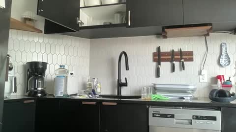 Snapshot of sexycanadian39 chatting on 02-14-26, 06:04 sexycanadian39 online show from 02-14-26, 06:04