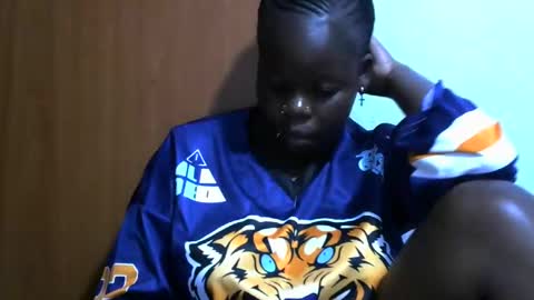 sexycarina254 online show from 12-11-24, 06:42