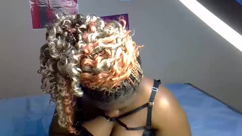 sexycecile33 online show from 04-30-26, 01:34