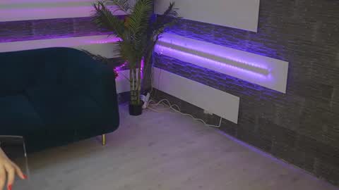 Snapshot of sexycelline chatting on 06-12-26, 05:39 Celline online show from 06-12-26, 05:39