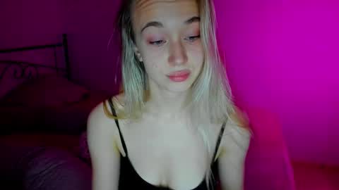 Sophia online show from 01-23-25, 09:18