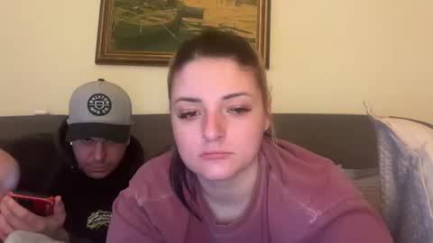 sexycouple41110 online show from 03-08-26, 07:56