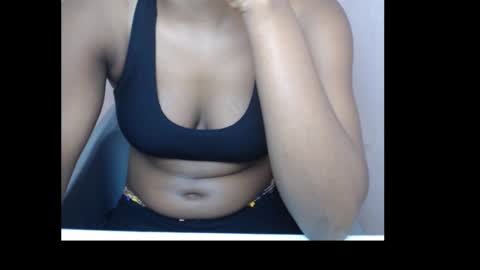 Snapshot of sexydebabe chatting on 09-10-25, 09:04 sexydebabe online show from 09-10-25, 09:04