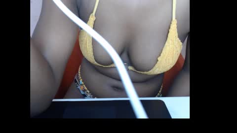 Snapshot of sexydebabe chatting on 10-18-25, 10:43 sexydebabe online show from 10-18-25, 10:43