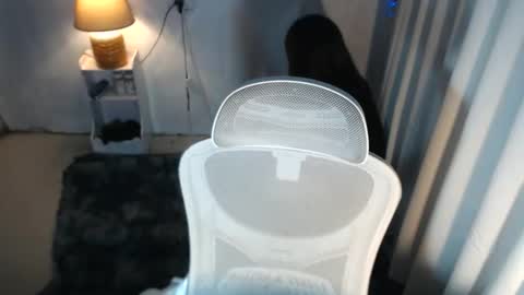 Devine online show from 11-16-25, 01:22