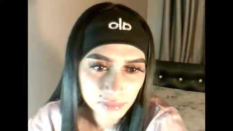 Snapshot of sexydiva02 chatting on 12-04-25, 07:44 sexydiva02 online show from 12-04-25, 07:44