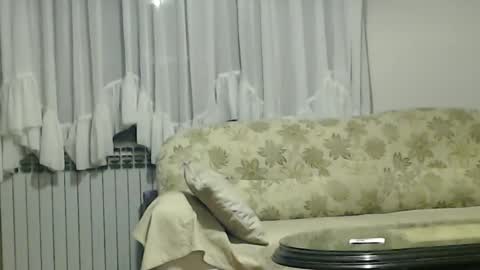 Snapshot of sexyeni chatting on 06-12-26, 11:14 ENI pvt moan your name WHEN I M NOT online you tell me in SNAPCHAT deal yes add me... FREE TWITTER magiconline101...... online show from 06-12-26, 11:14