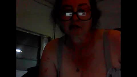 sexyhoneybee1 online show from 04-22-26, 07:26