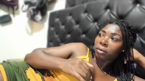 hotebony online show from 12-02-24, 04:09