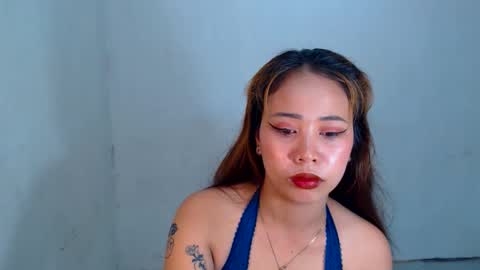 Snapshot of sexyhotbojean chatting on 02-06-25, 05:51 jeanken and jelian online show from 02-06-25, 05:51