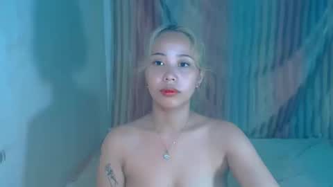 Snapshot of sexyhotbojean chatting on 09-23-25, 01:41 jeanken and jelian online show from 09-23-25, 01:41