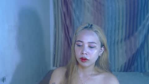 Snapshot of sexyhotbojean chatting on 09-25-25, 06:33 jeanken and jelian online show from 09-25-25, 06:33