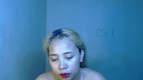 Snapshot of sexyhotbojean chatting on 10-17-25, 04:15 jeanken and jelian online show from 10-17-25, 04:15