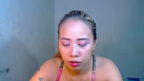 Snapshot of sexyhotbojean chatting on 10-20-25, 10:38 jeanken and jelian online show from 10-20-25, 10:38