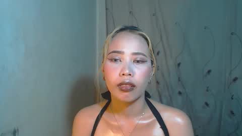 Snapshot of sexyhotbojean chatting on 11-02-25, 07:38 jeanken and jelian online show from 11-02-25, 07:38