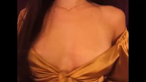 Snapshot of sexyideusa chatting on 12-29-24, 03:44 Sexy online show from 12-29-24, 03:44