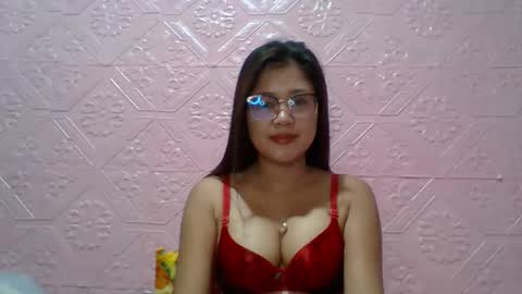 Snapshot of sexyjessa20 chatting on 10-28-25, 02:37 sexyjessa20 online show from 10-28-25, 02:37