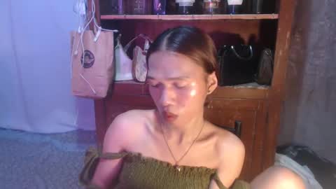 Snapshot of sexykagura chatting on 12-15-25, 06:23 Kagura3 online show from 12-15-25, 06:23