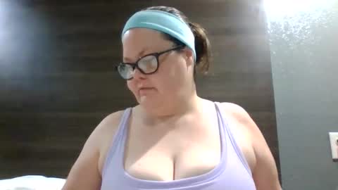Snapshot of sexylil_bbw chatting on 04-05-26, 10:40 sexylil_bbw online show from 04-05-26, 10:40