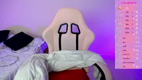 sexyloba  independent model online show from 04-25-26, 02:47