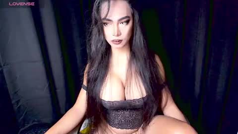 April online show from 03-11-26, 11:00