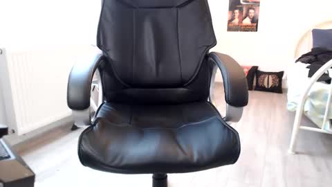 Vincent Vega online show from 01-18-25, 01:51