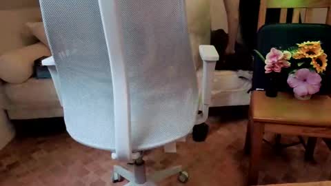Snapshot of sexyman_fr chatting on 05-14-26, 01:29 Vincent Vega online show from 05-14-26, 01:29