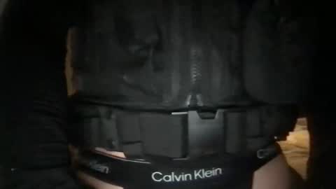 Snapshot of sexymilitaryboy chatting on 05-13-26, 10:27 sexymilitaryboy online show from 05-13-26, 10:27