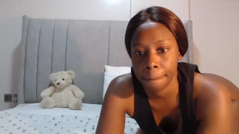 sexymonalisa1 online show from 12-22-25, 08:50