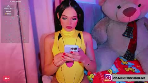 Nazareth arraiz online show from 12-22-25, 03:03