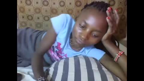 VIVIAN online show from 02-08-25, 05:18