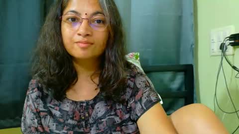 Snapshot of sexyniharika chatting on 10-01-25, 03:07 Niharika online show from 10-01-25, 03:07