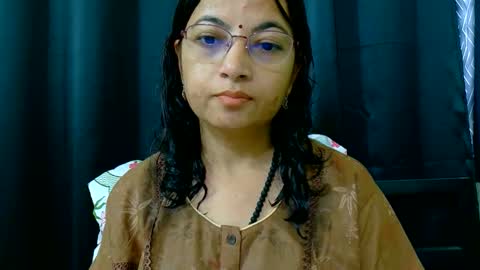 Snapshot of sexyniharika chatting on 11-12-25, 05:52 Niharika online show from 11-12-25, 05:52
