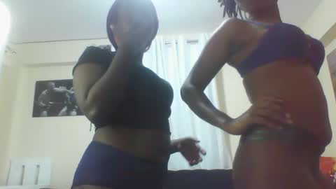 Snapshot of sexypamm chatting on 02-16-26, 06:15 sexypamm online show from 02-16-26, 06:15