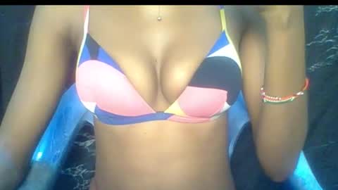 Snapshot of sexypussy000 chatting on 01-06-26, 01:09 sexypussy000 online show from 01-06-26, 01:09