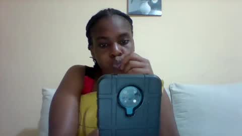 DOVY ACHIENG online show from 01-26-25, 06:27